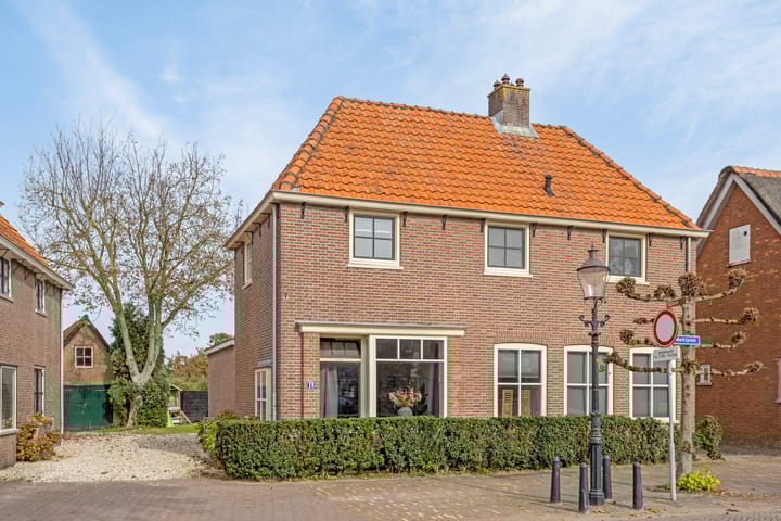 Foto 38 van Marktplein 18