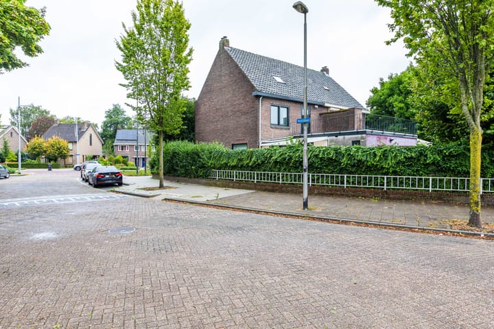 Foto 27 van Vlokhovenseweg 75