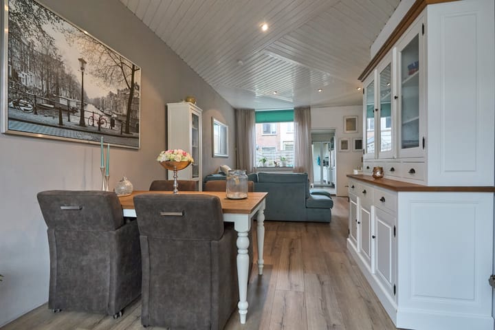 Foto 15 van Dr. Leijdsstraat 65