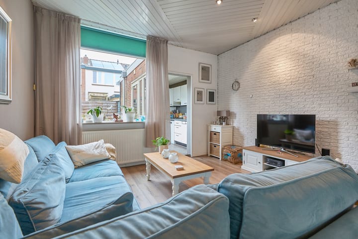 Foto 17 van Dr. Leijdsstraat 65