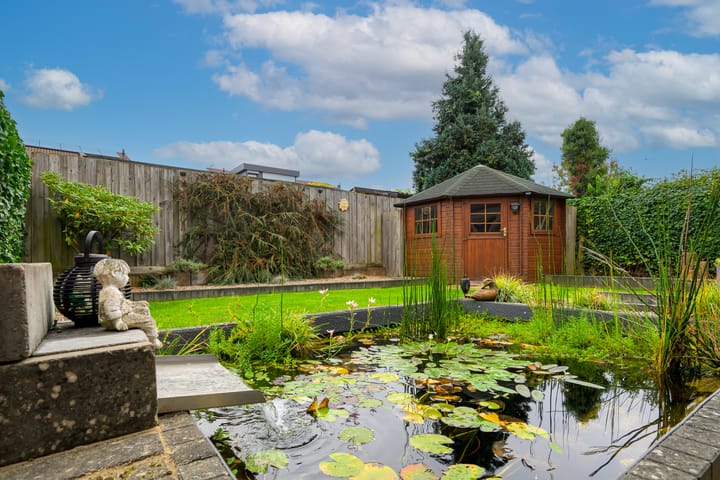 Foto 22 van Marga Klompéstraat 23