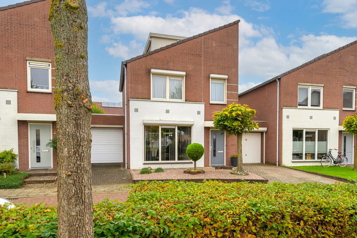 Foto 24 van Marga Klompéstraat 23