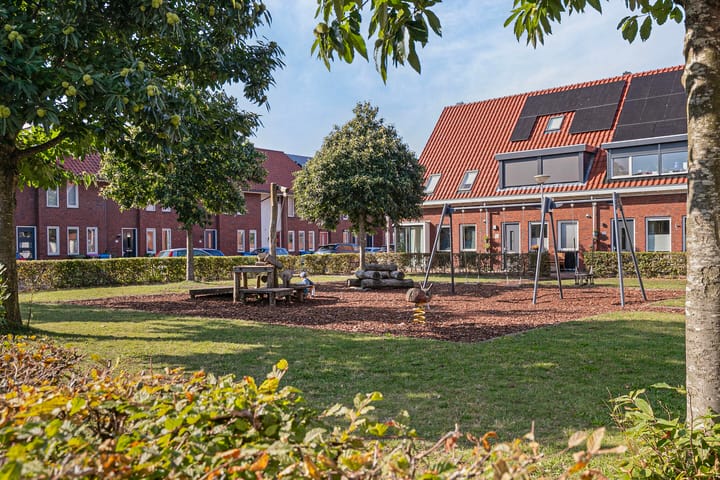 Foto 33 van Kamille-erf 28