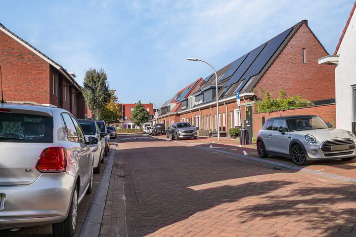 Foto 34 van Kamille-erf 28