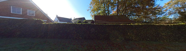 View 360° photo of Achtertuin 2 of Gilzeweg 43