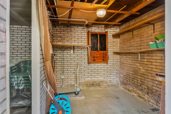 Foto 38 van Van Eedenstraat 15