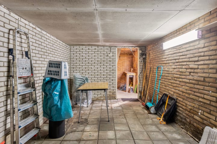 Foto 40 van Van Eedenstraat 15