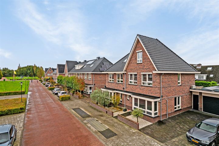 View photo 47 of Boudewijn Büchlaan 19