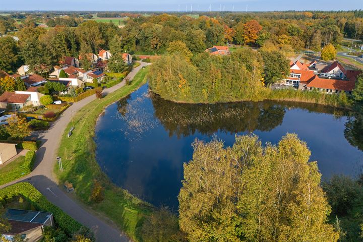 Bekijk foto 49 van Lindenlaan 27