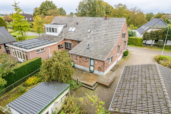 Foto 64 van Walseweg 1