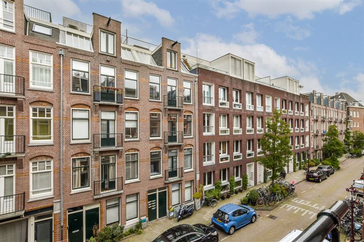 View photo 17 of Jan Bernardusstraat 8-2