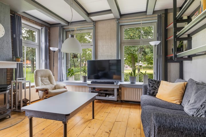 Photo 10 of Oasterein 2