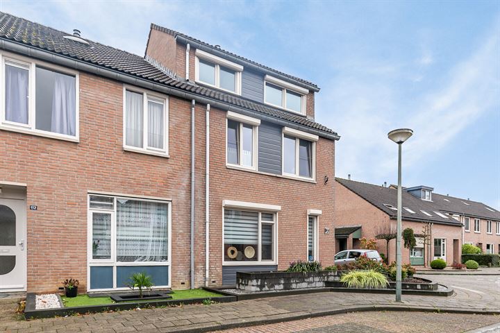 Bekijk foto 32 van Huurvaarderstraat 110