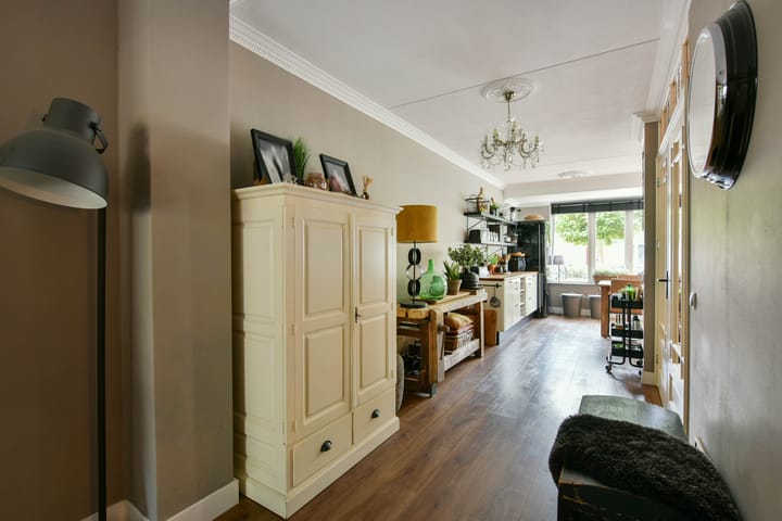 Foto 19 van Admiraal de Ruyterlaan 8-F