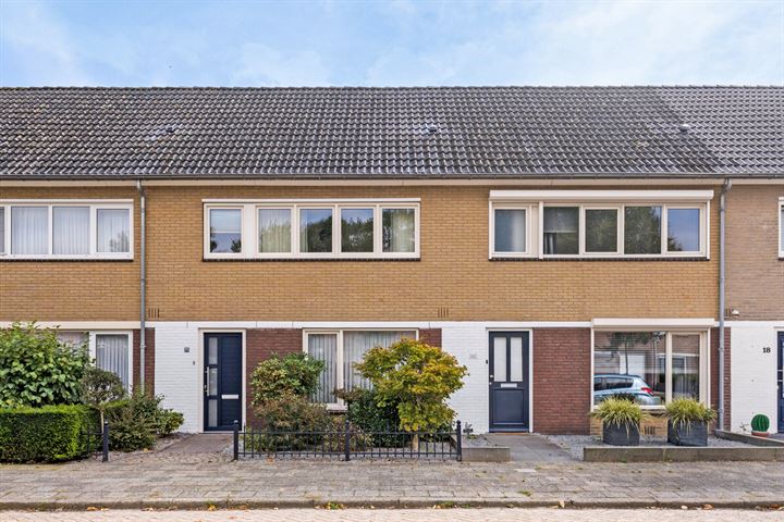 View photo 42 of Zuiderstraat 22