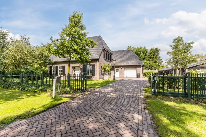 Photo 4 of Houtsestraat 16