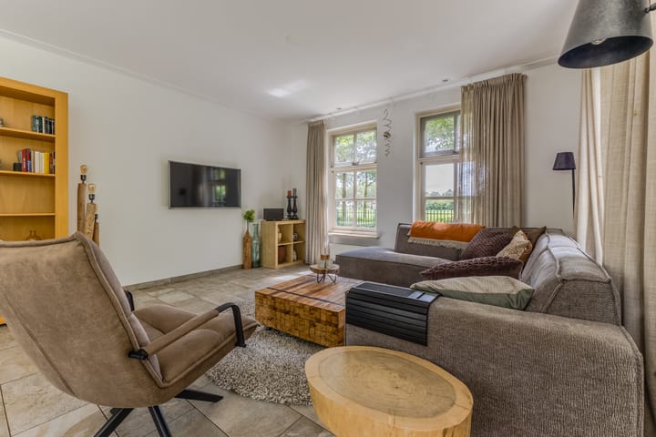 Photo 11 of Houtsestraat 16