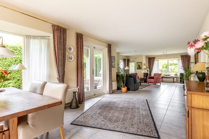 Foto 21 van Egelantierlaan 11