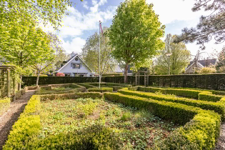 Foto 55 van Egelantierlaan 11