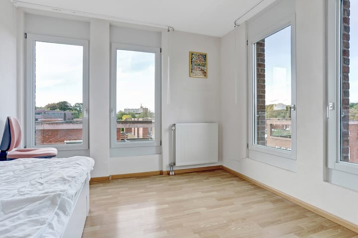 Foto 21 van Jerusalem 124