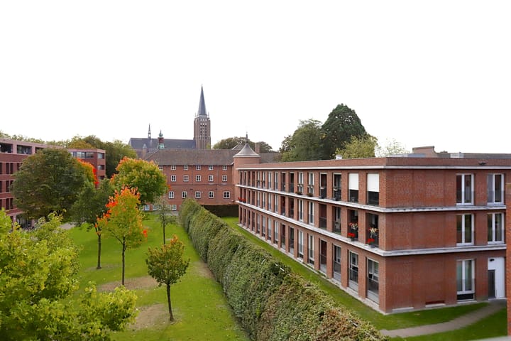 Foto 33 van Jerusalem 124