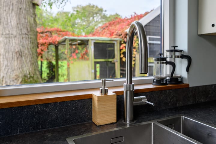 Photo 10 of Hoofdweg 305