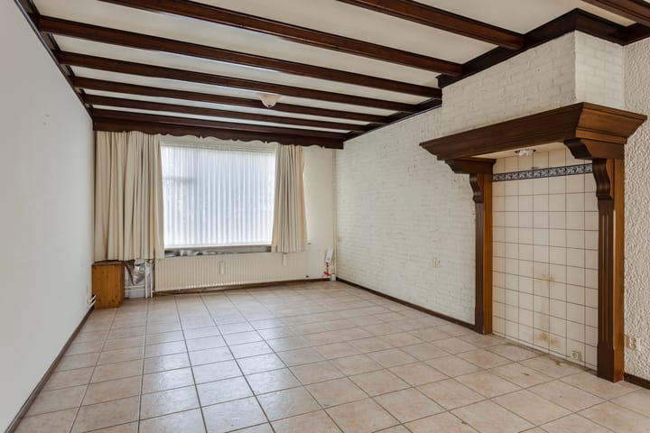 Photo 9 of Heistraat 11