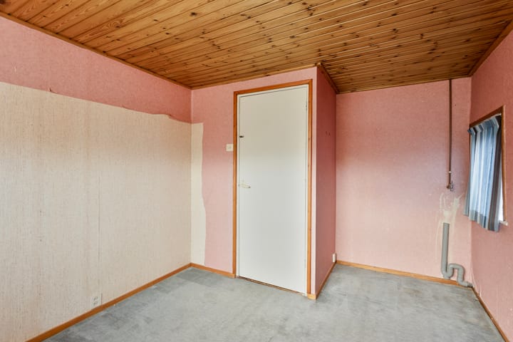 Photo 24 of Heistraat 11