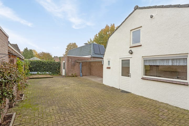 Photo 27 of Heistraat 11