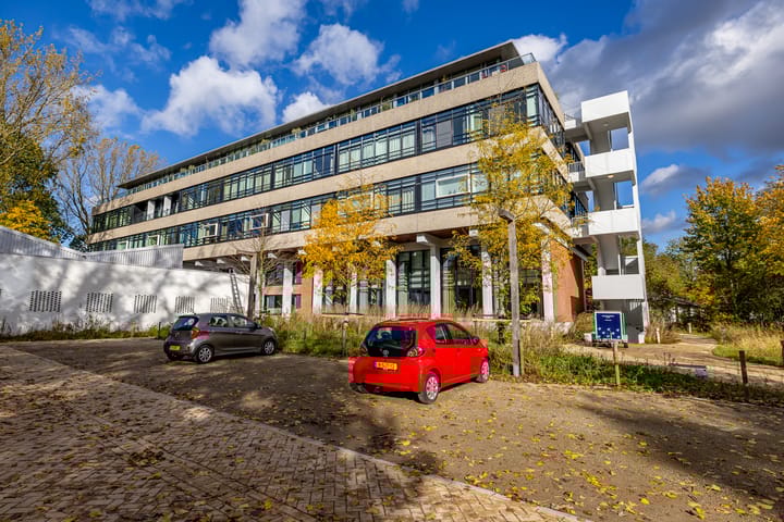 Photo 1 of Van Schendelstraat 1-31