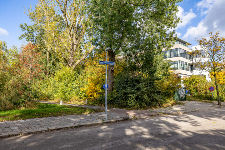 Photo 28 of Van Schendelstraat 1-31