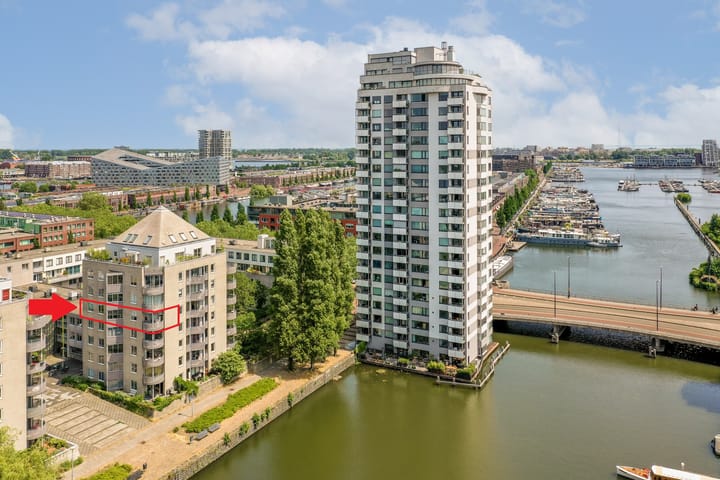 Foto 1 van Borneolaan 280