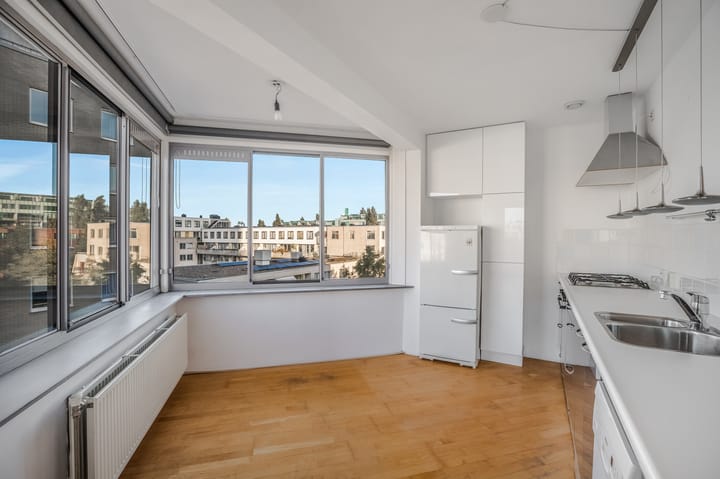 Foto 11 van Borneolaan 280