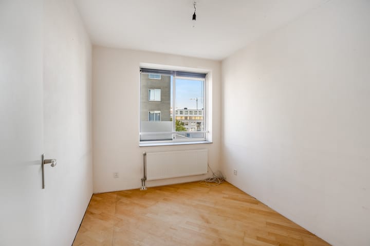 Foto 18 van Borneolaan 280