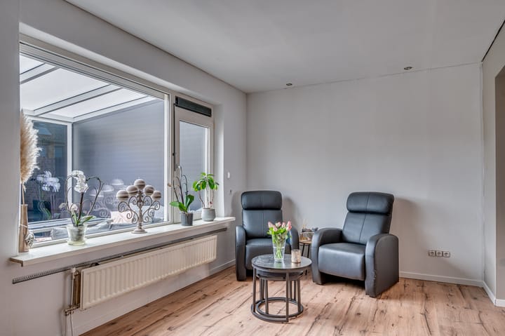 Foto 8 van Burgemeester Coenegrachtstraat 14