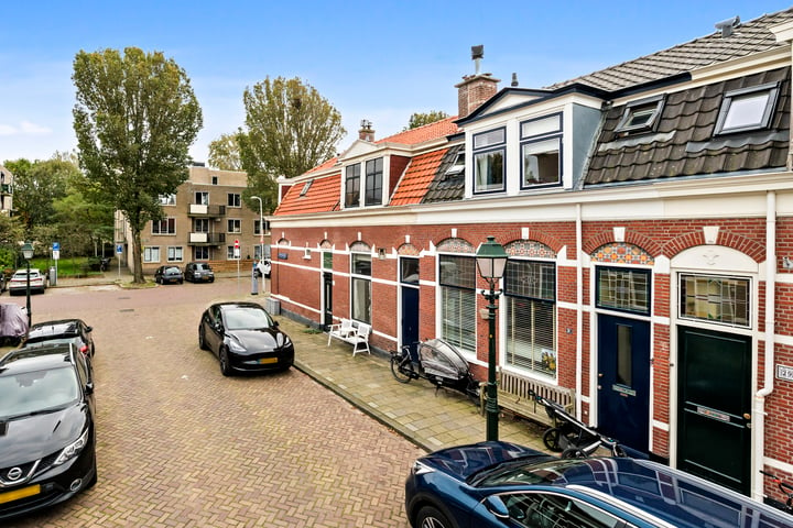 View photo 6 of Soetensstraat 33