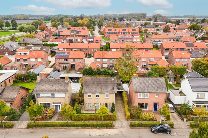 Bekijk foto 43 van Pastoor Heurkensstraat 10