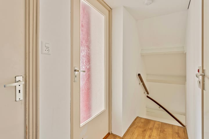 Foto 33 van Beneluxlaan 49