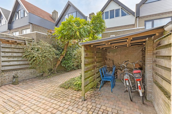 Foto 41 van Beneluxlaan 49