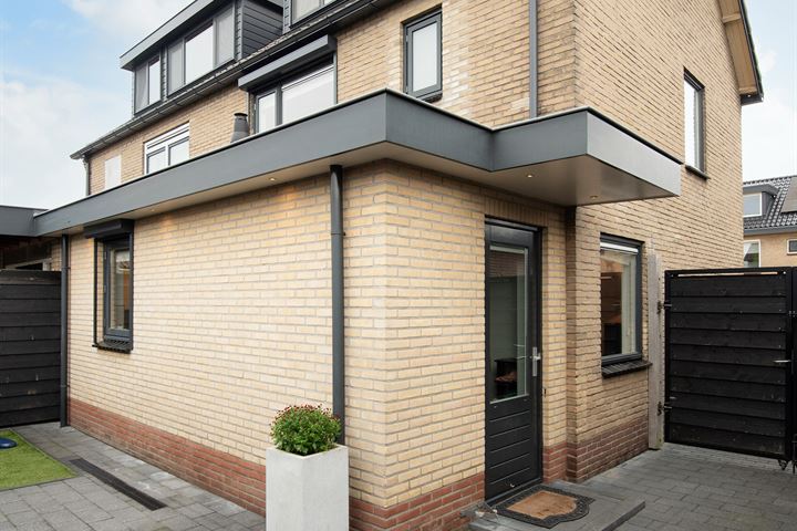 View photo 28 of Mauritsstraat 10