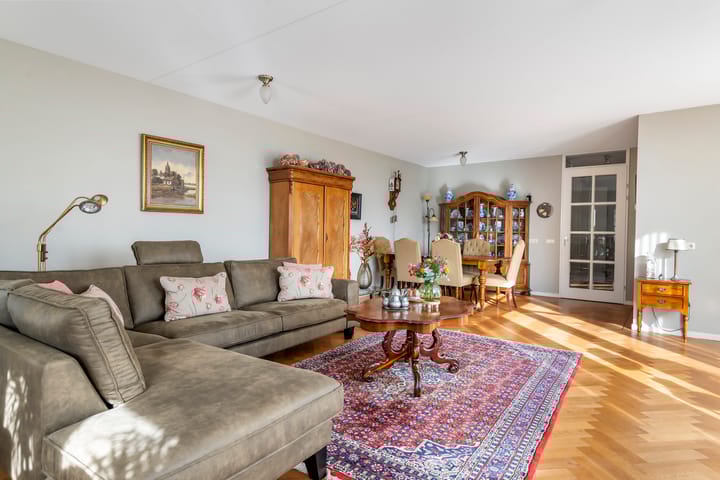 Photo 2 of Herman Kuijkstraat 30-L