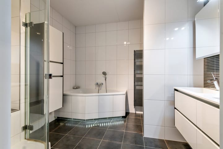 Photo 22 of Herman Kuijkstraat 30-L