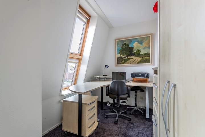 Photo 32 of Herman Kuijkstraat 30-L