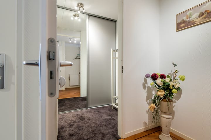 Photo 34 of Herman Kuijkstraat 30-L