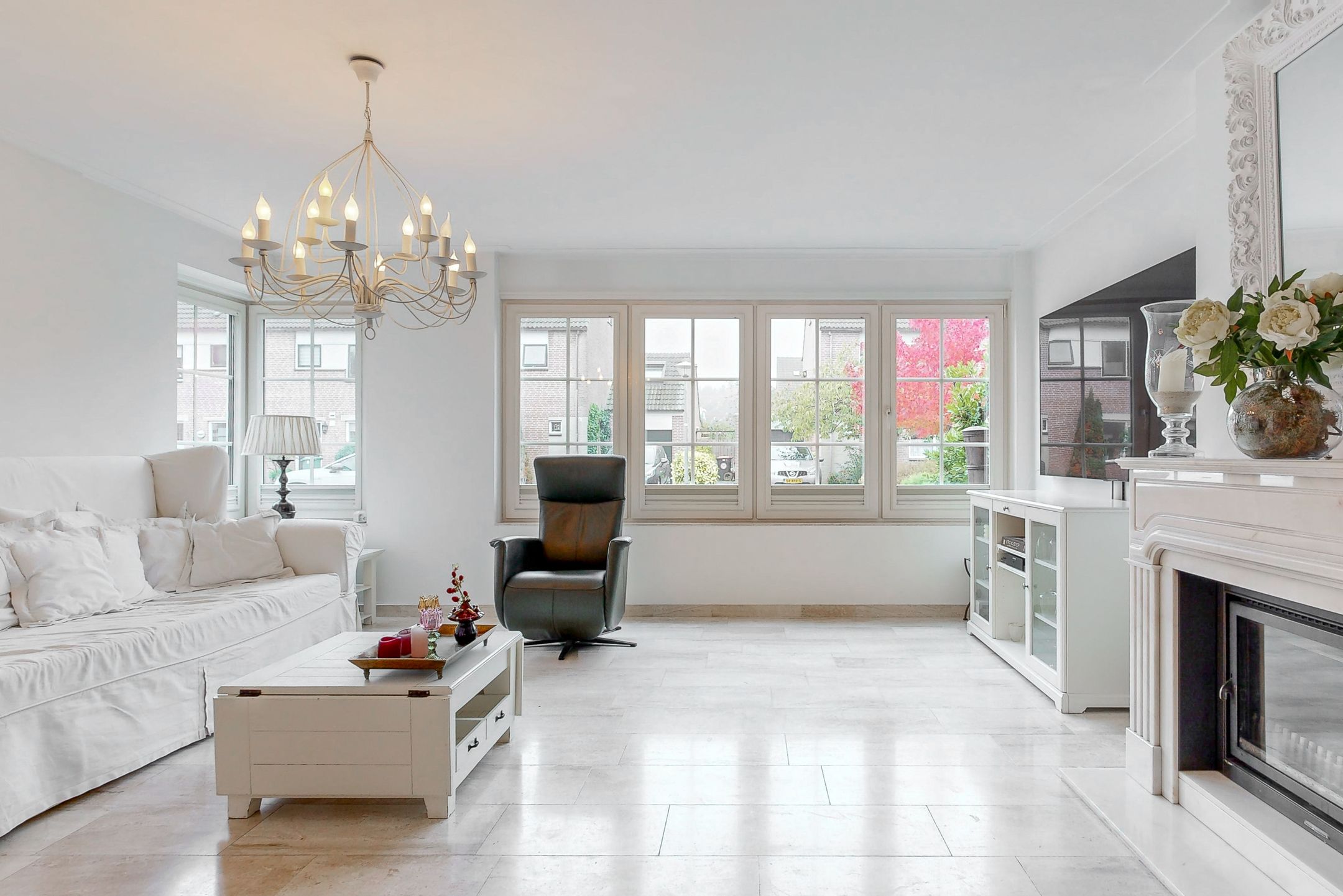 Foto 9 van Plevier 7