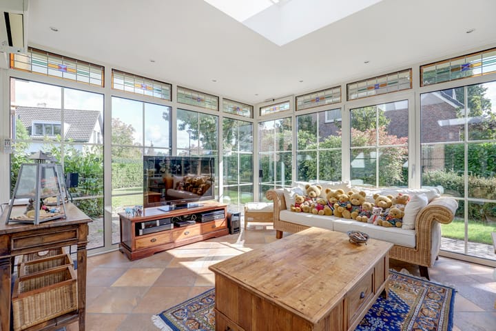 Foto 33 van de Mahonie 10