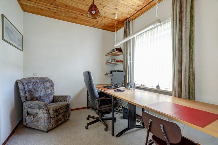 Foto 39 van de Mahonie 10