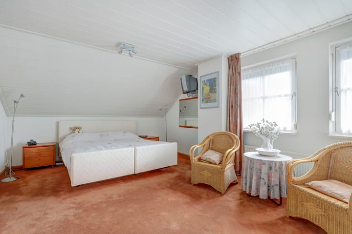 Foto 52 van de Mahonie 10