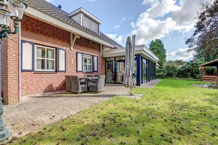 Foto 67 van de Mahonie 10