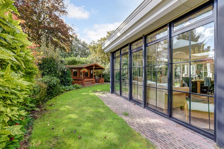 Foto 71 van de Mahonie 10